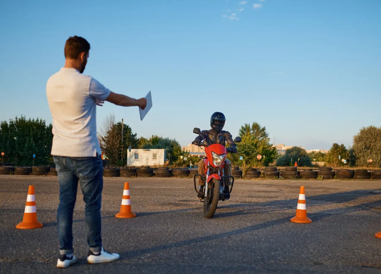 Auch beim Motorrad: Führerscheinkosten so hoch wie nie zuvor