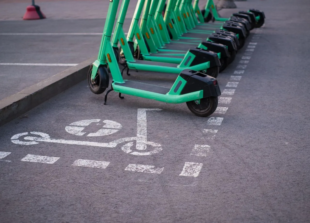 Bundesverkehrsminister fordert strengere Regeln für E-Scooter