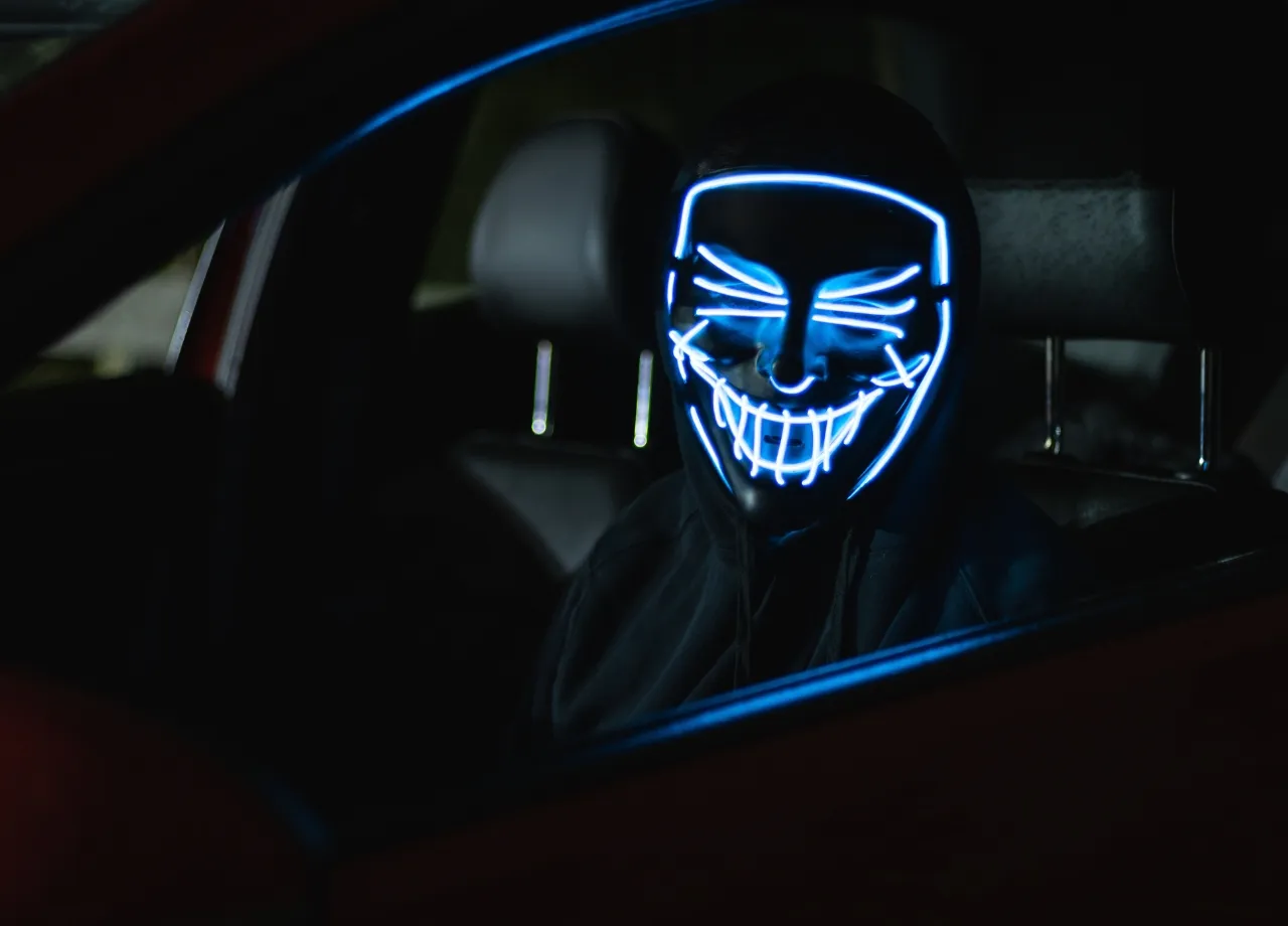 Halloween am Steuer: Darauf müssen Autofahrer achten