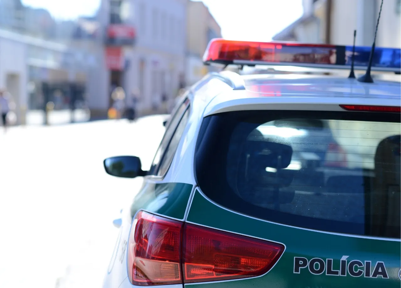 Slowakei: 6-km/h-Tempolimit für Fußgänger auf Gehwegen? Abgeordneter rudert zurück!