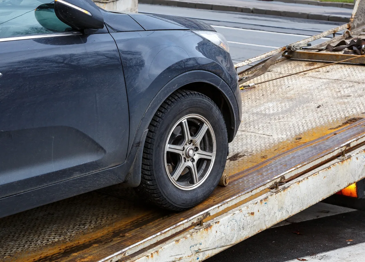 Urteil des BGH: Parkplatzbetreiber dürfen überziehende Kunden direkt abschleppen